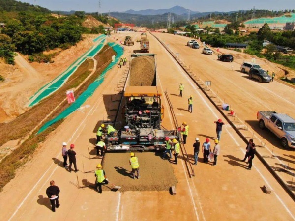 海南藏族自治州高速公路
